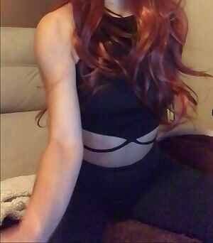 Good music, new hair... feeling myself tonight 🔥🌹