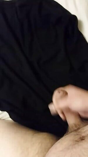 Small dick, shitty camera, big load.