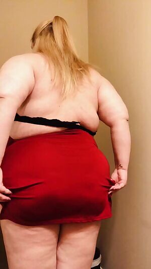 Come have some fun with me 😘🍑