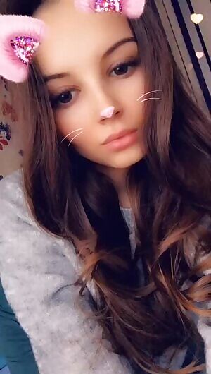 Anyone knows her?