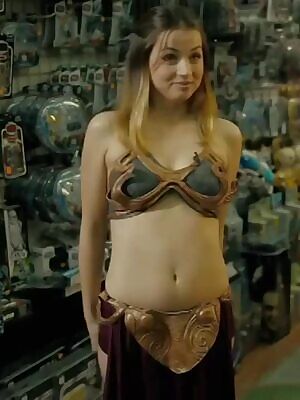 Ana de Armas as Slave Leia