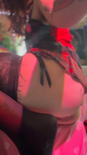 Enby Sluts Big Ass Clit Pump