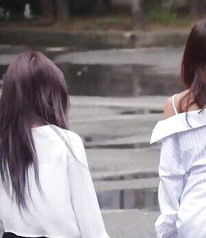 Twice - Jihyo & Sana