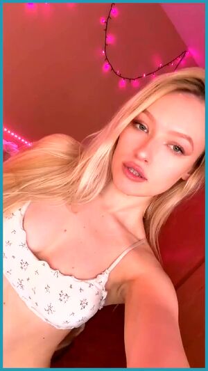 Ebony Backshots Deepthroat Femboy Masturbating Tease