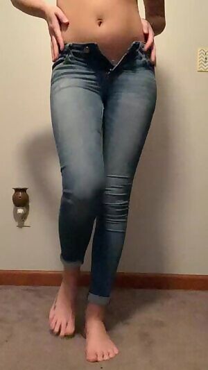 If you purchase panties this late at night you’re naughty; and for that I’ll include an album of whatever pictures you like for the same price** 🌙🤩