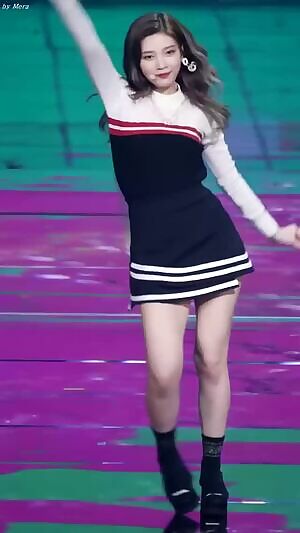 Red Velvet - Round Joy!