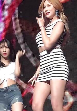 Apink - Hayoung teases with upskirt