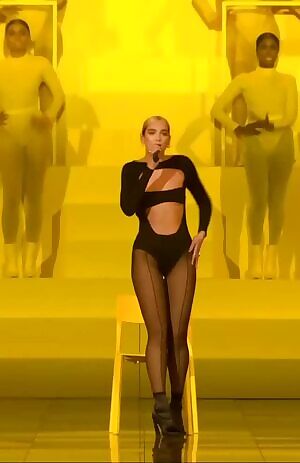 Dua Lipa - 2019 EMAs