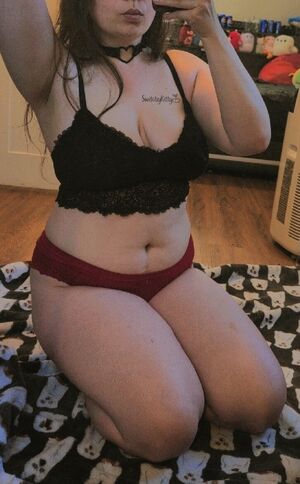 Thick Thighs Big Tits Brunette Choker