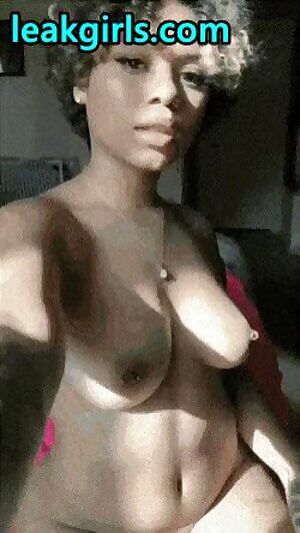 Light Skinned Black Lady Showing Off Her Sexy Body