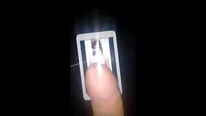 Touchless Kim K cum