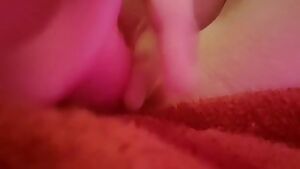 Me making my pussy squirt with the new toy. XP