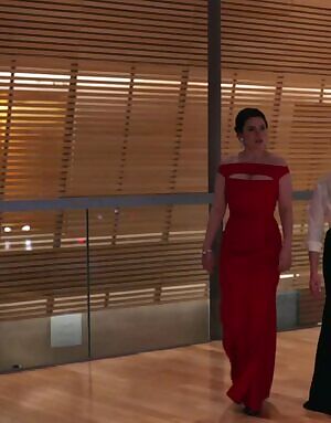 Hayley Atwell looking amazing in a red dress