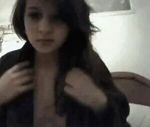Titty reveal