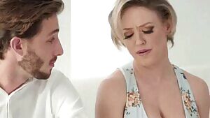 Dee Williams - What Family's For