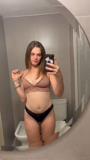 My saggy titty reveal