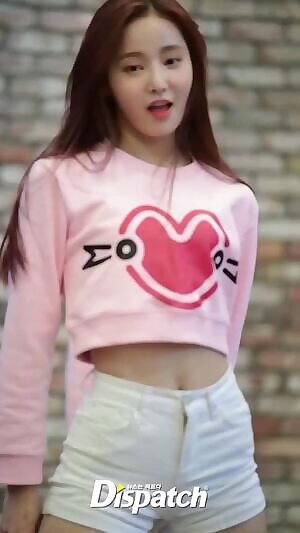 Momoland - Yeonwoo