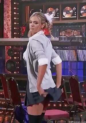 Kate Upton teasing