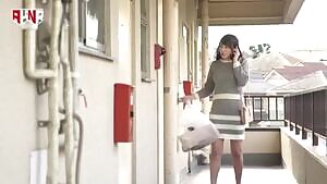 - Hibiki Otsuki, Mao Hamasaki, Sakura Kirishima -Wow! Pull The Yarn And The Clothes Get Shorter and Shorter...2