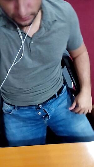 Weekend shifts suck. Send help