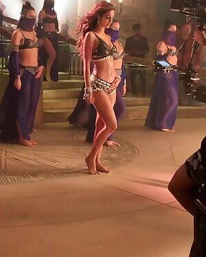 Disha Patani being a slut show even during lockdown. Posting this to make us horny. What a slut.