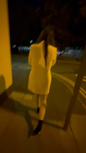 Embarrassed Naked Females Brunette Exhibitionist Flashing