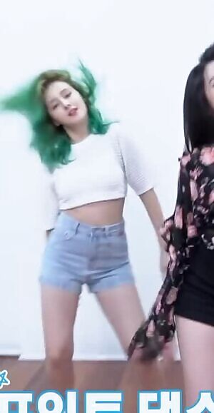 Momoland - Nancy