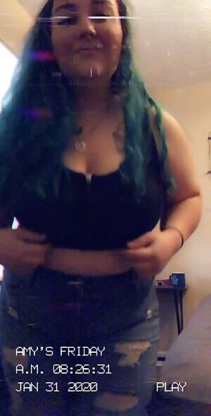 whos feeling my new sports bra ☺️