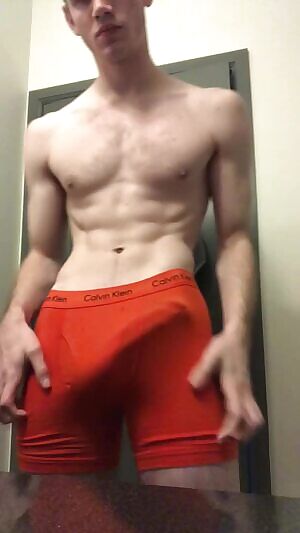 Drop it like its hot 😜