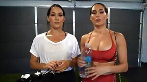 Brie Bella & Nikki Bella