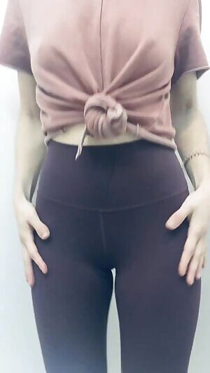 Good morning 🌞 do you also like the plum colored lulus?