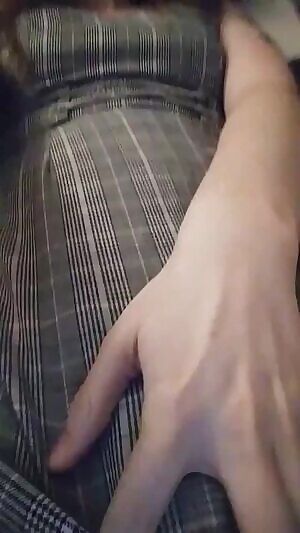 NikkiBlackCatTS' Beautiful Wardrobe Malfunction