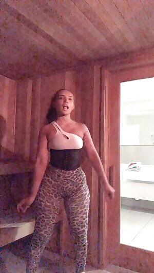Shaking her booty in the sauna