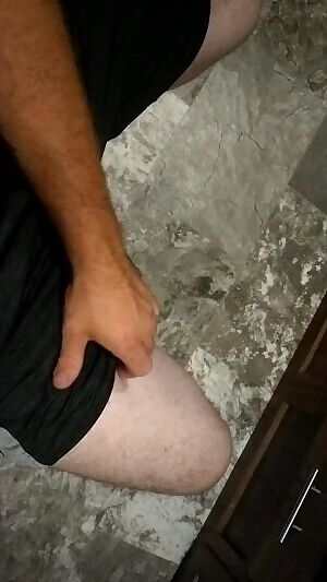 Would love to see another woman mount my husband