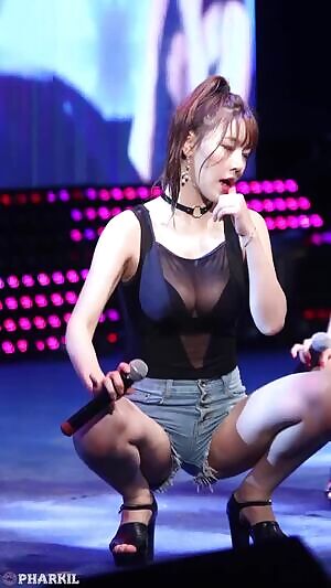 Laysha Hyeri Chocolate Cream Moves