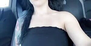 Katrina Jade drops her gorgeous titties