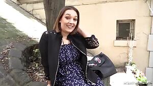 Pauline - 21yr old French chick up for anal