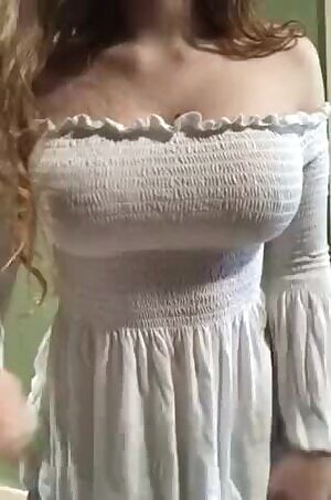 NSFW_GIF - Hot cougar shows us what she got