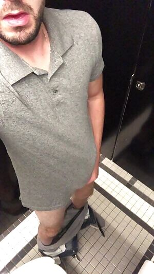 Yesterday I noticed my boss heading to the bathroom, so I discreetly followed and went into the stall next to him.