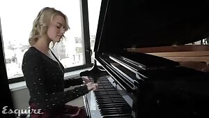 Margot Robbie's apartment tour