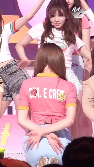 ioi / Pristin - KyulKyung / Zhou Jieqiong