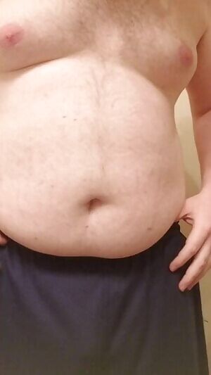 Showing Off My Chubby Body and Ass