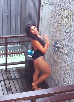 Shenaz Treasury - That ass