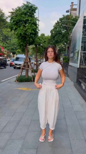 outfit check