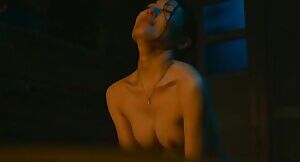 Yuki Mamiya & Michiho Suzuki in Wet Woman in the Wind