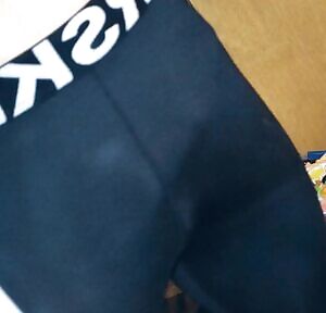 Love my butt in running tights, too revealing in front