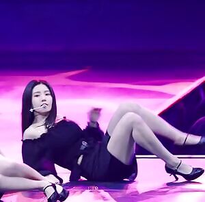 IZ*oNE Eunbi