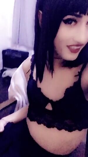 i send the sluttiest snaps 😭🥰