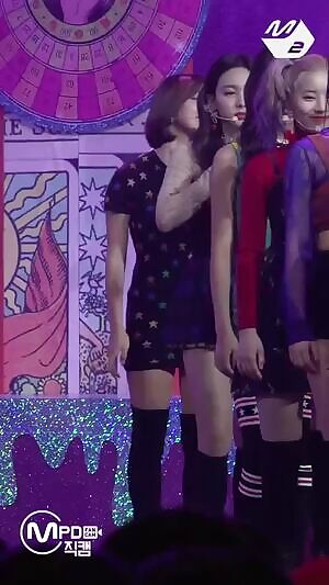 Twice- Jihyo