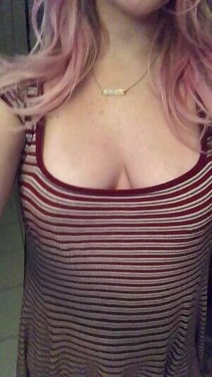 Just found out how to make these, come play and make my nipples hard please :)